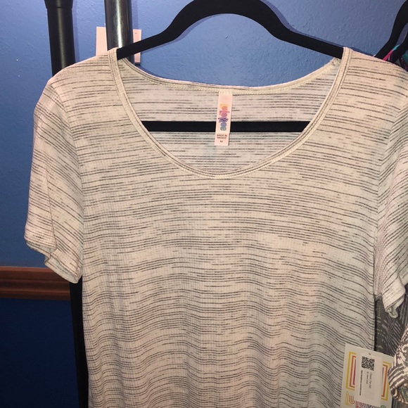 Lularoe - Picture 4 of 7